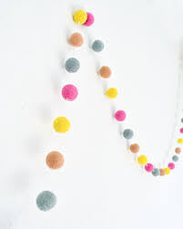 Tara Treasures- Pom-pom Garland
