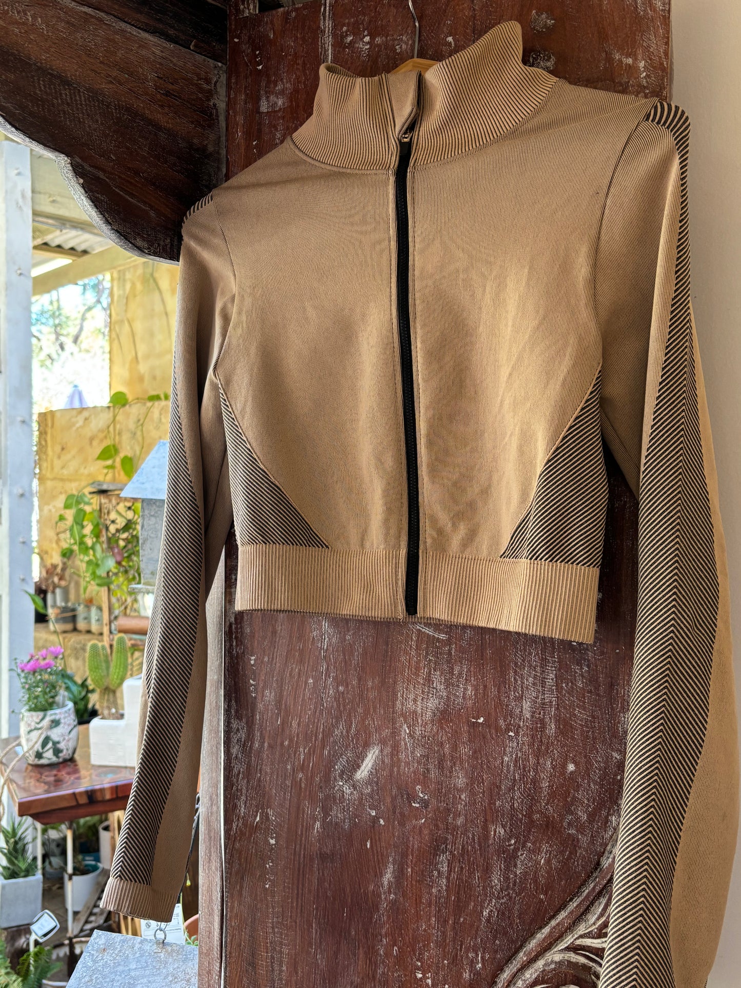 Peachie Good - Activewear Jacket (Size M)