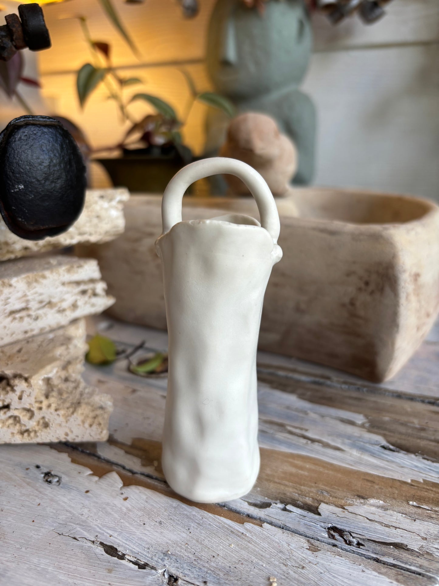 Pinch Pot Vase with Handle - Pottery (AC0256)