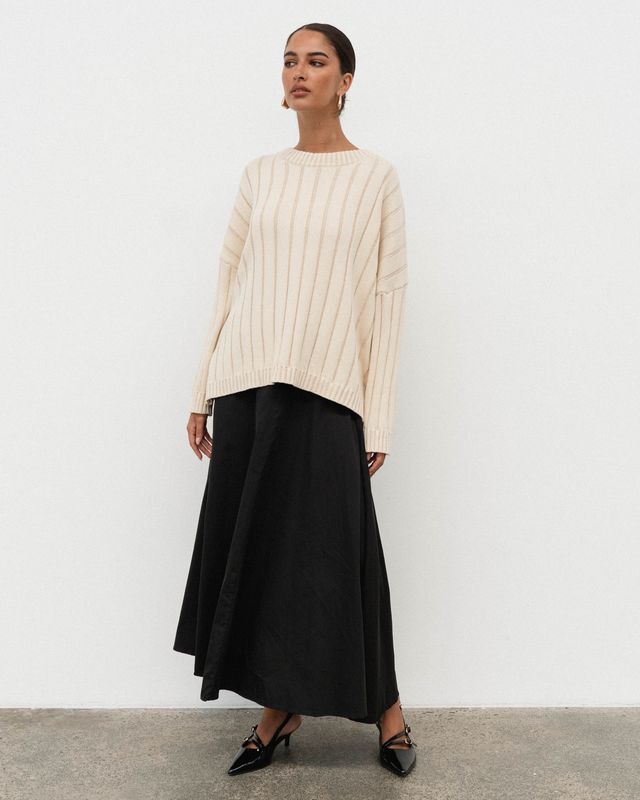 White Closet - Cream Knit