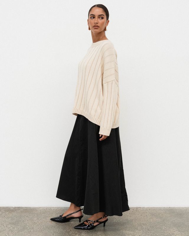 White Closet - Cream Knit