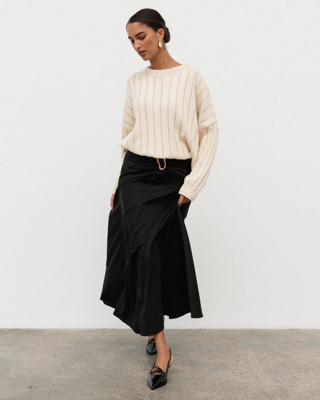 White Closet - Cream Knit